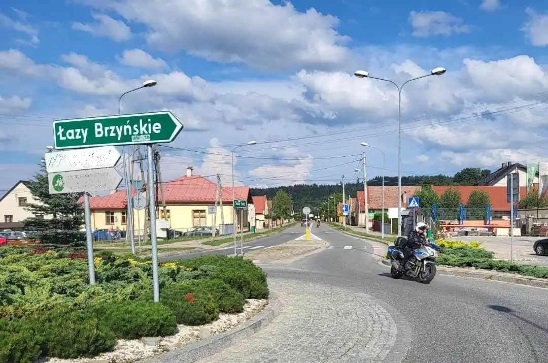 Sądeccy policjanci zabezpieczali „Międzynarodowy wyścig kolarski Memoriał Jana Magiery”