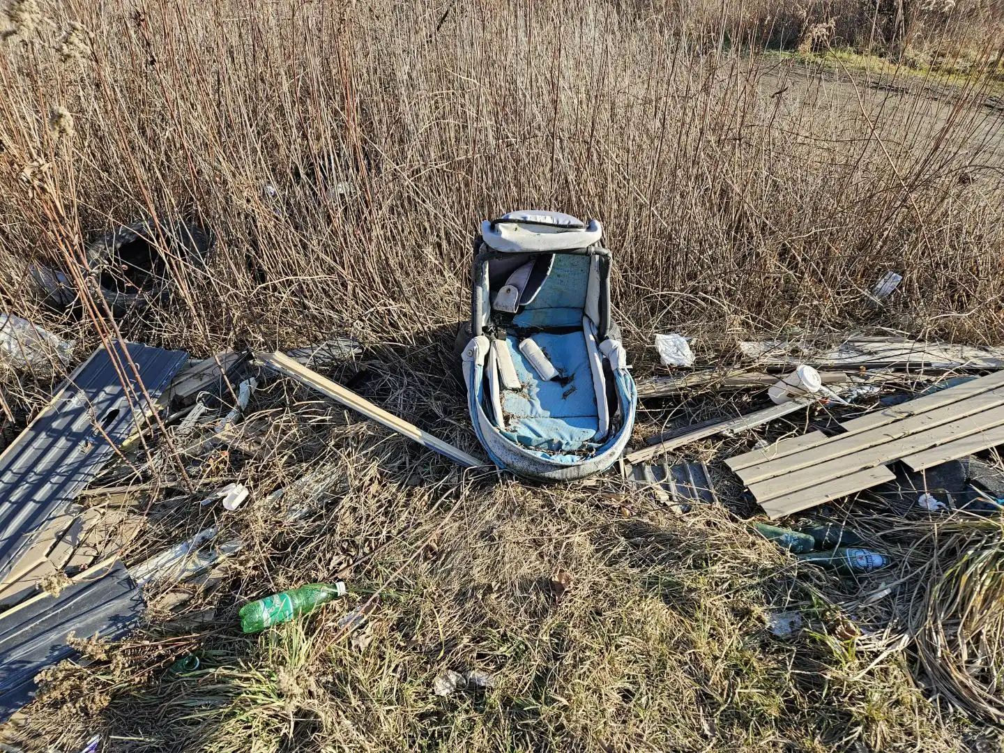 Podrzecze: Zamiast cieszyć się przyrodą, oglądamy dzikie wysypiska