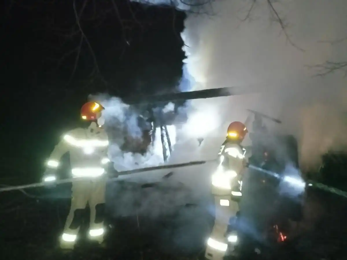 W Suchej Strudze spłonął budynek gospodarczy