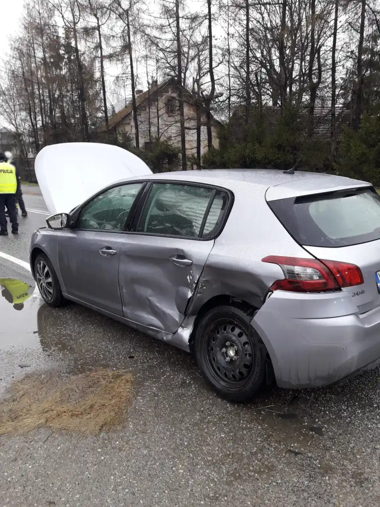 W Barcicach Dolnych zderzyły się trzy pojazdy