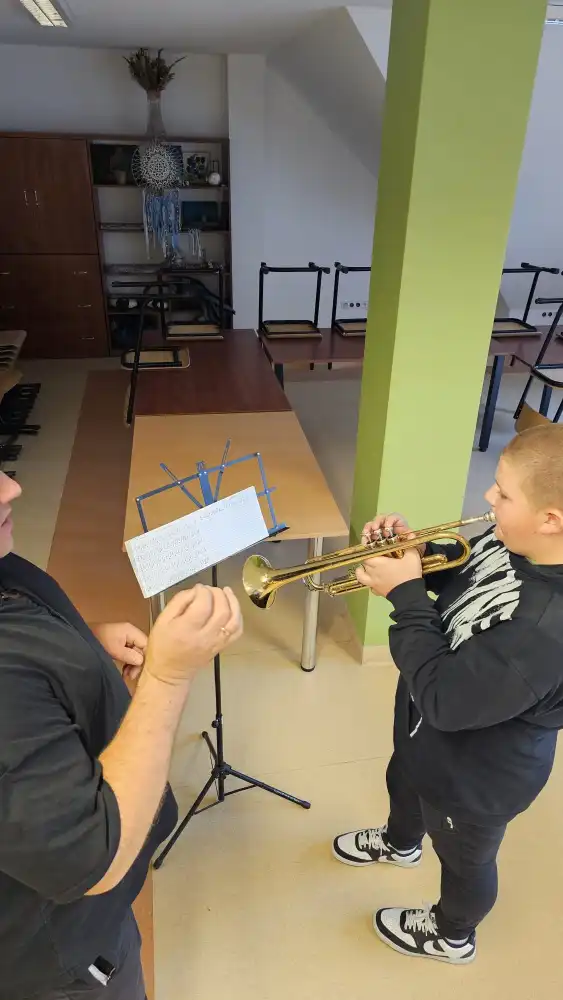 Instrumenty, tradycja i pasja. Projekt „Mistrz Tradycji” w Łososinie Dolnej