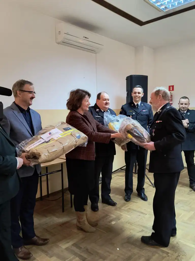 Nowy garaż i sprzęt ochronny dla OSP w Pagorzynie