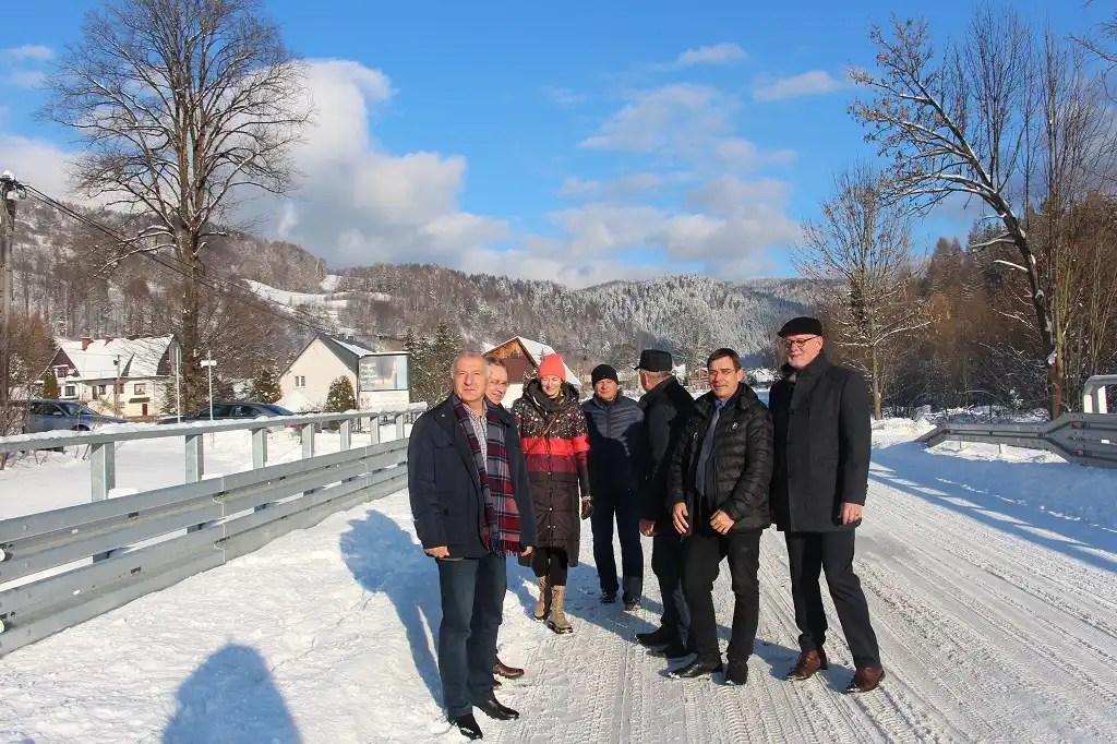 Starosta Nowosądecki wizytował inwestycje na drodze powiatowej w Wierchomli Wielkiej