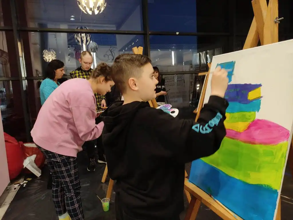 „Spotkajmy się przy sztaludze. AUTYZM SZTUKA”