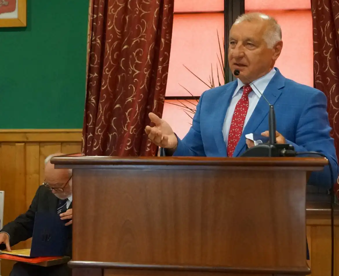 W ratuszu Miasteczka Galicyjskiego odbyło się wręczenie Nagrody im. Szczęsnego Morawskiego