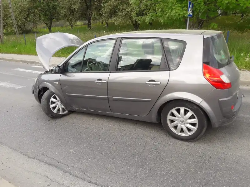 Wypadek w Łazach Biegonickich. Jedna osoba poszkodowana