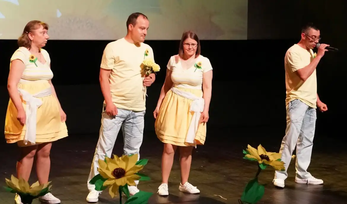 III Przegląd Twórczości Osób Niepełnosprawnych "Kolory Naszego Życia-Żółty"