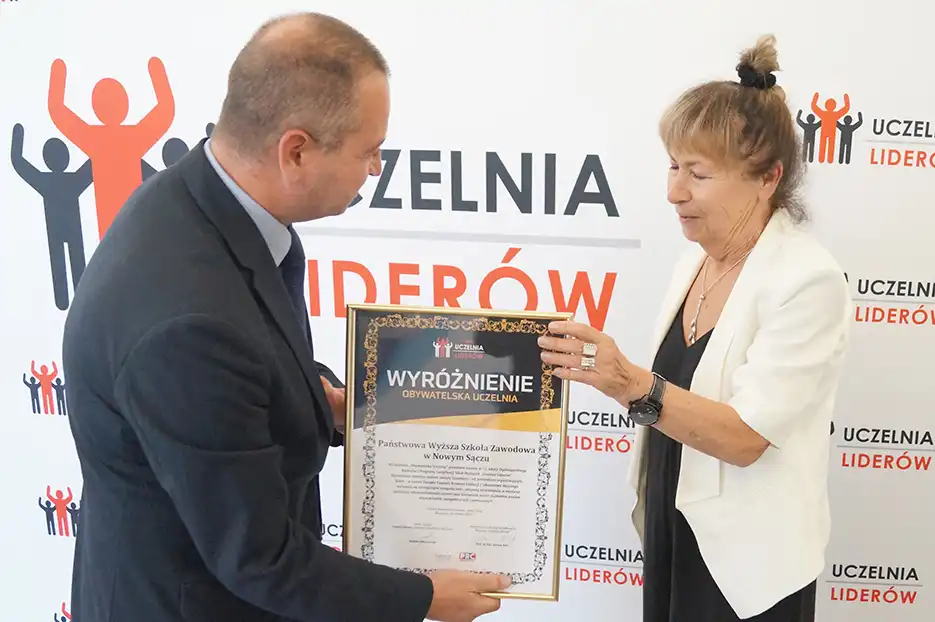 PWSZ Uczelnią Liderów 2022 z wyróżnieniem