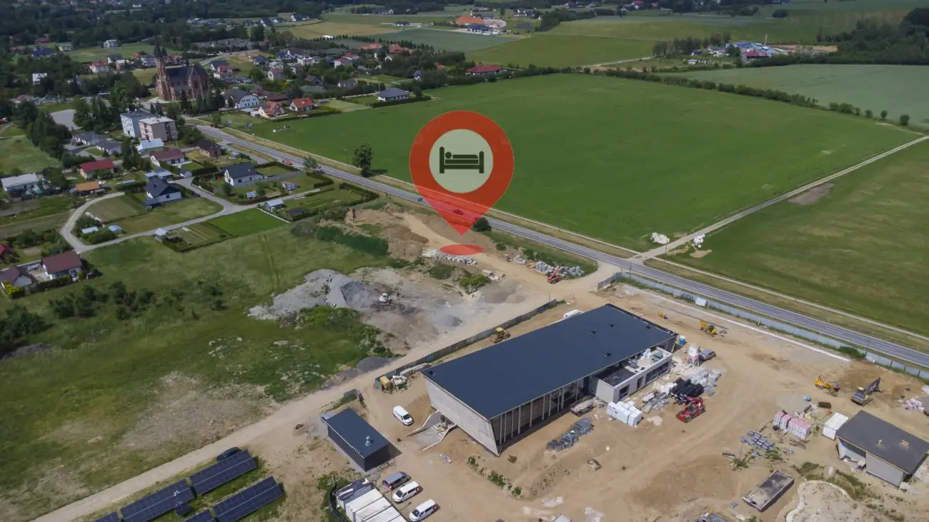 Kolejna inwestycja w Sękowej. Obok kompleksu basenowego powstanie hotel Kolejna inwestycja w Sękowej. Obok kompleksu basenowego powstanie hotel