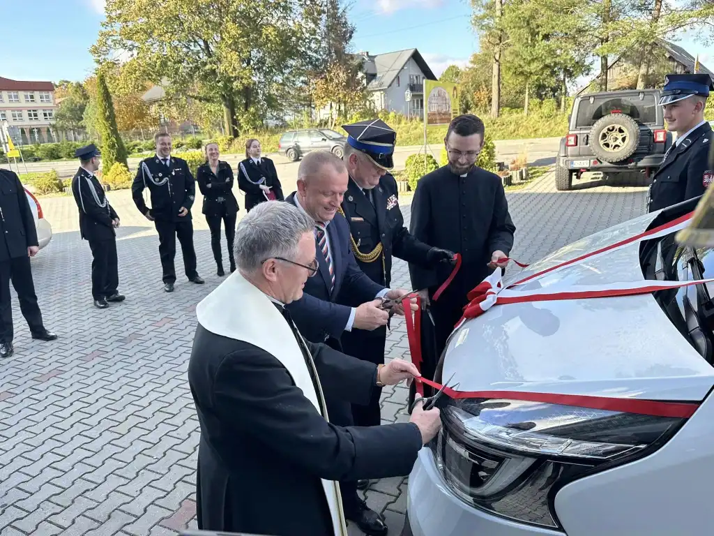 Nowy sprzęt dla OSP Mogilno i strażaków z gminy Korzenna