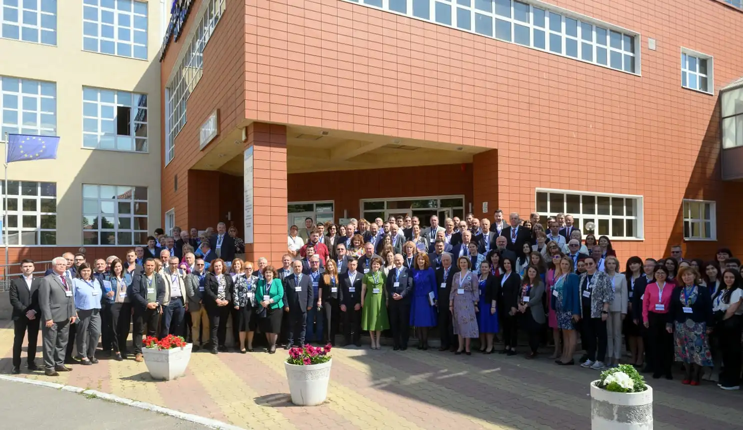 Międzynarodowa współpraca naukowa na rzecz ochrony środowiska. Udział prof. Grzegorza Przydatka w konferencjach w Rumunii