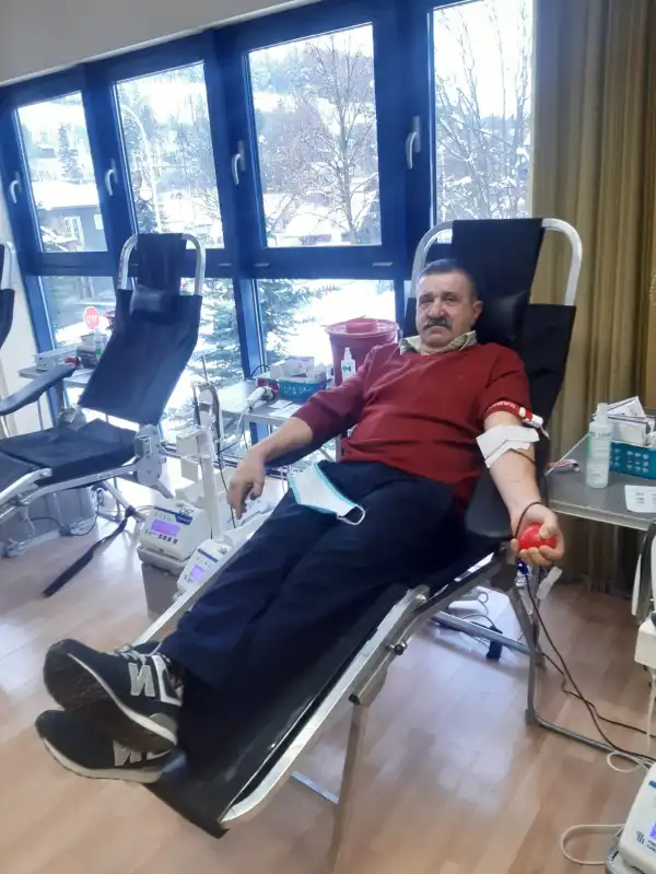 W PSP w Krynicy Zdroju odbyła się akcja poboru krwi. Dawcy oddali 9 litrów krwi