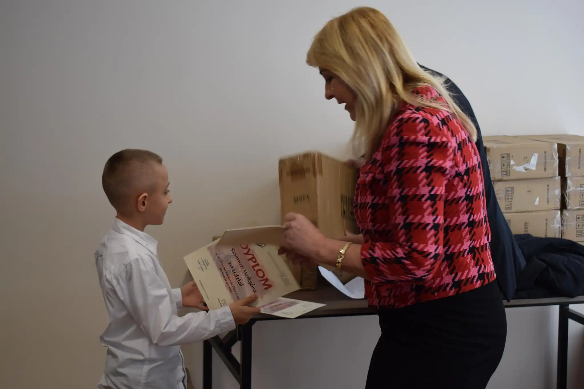 Strażackie Talenty. Wręczenie nagród w konkursie plastycznym w Podegrodziu