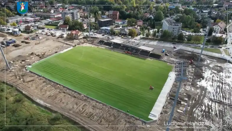 Postępują prace na budowie Stadionu Sandecji