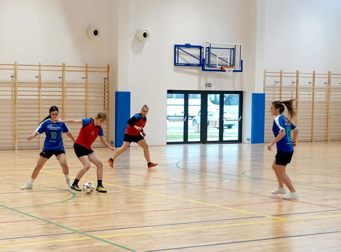 W nowej hali w Marcinkowicach rozegrano pierwsze mecze