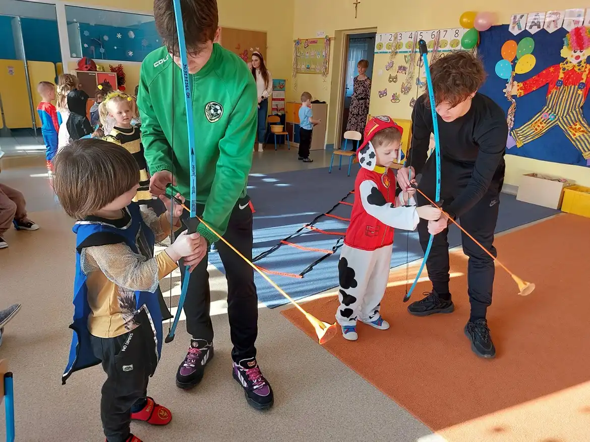 Uczniowie ZS w Starym Sączu zorganizowali zajęcia z animacji dla przedszkolaków