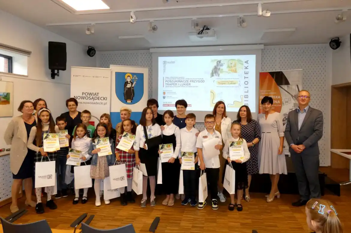 Stary Sącz: zwycięzcy konkursu literackiego i plastycznego nagrodzeni