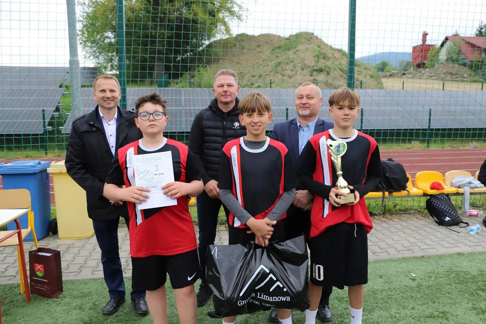 Emocje i sportowa rywalizacja. Mistrzostwa Gminy Limanowa w Piłce Nożnej Chłopców za nami