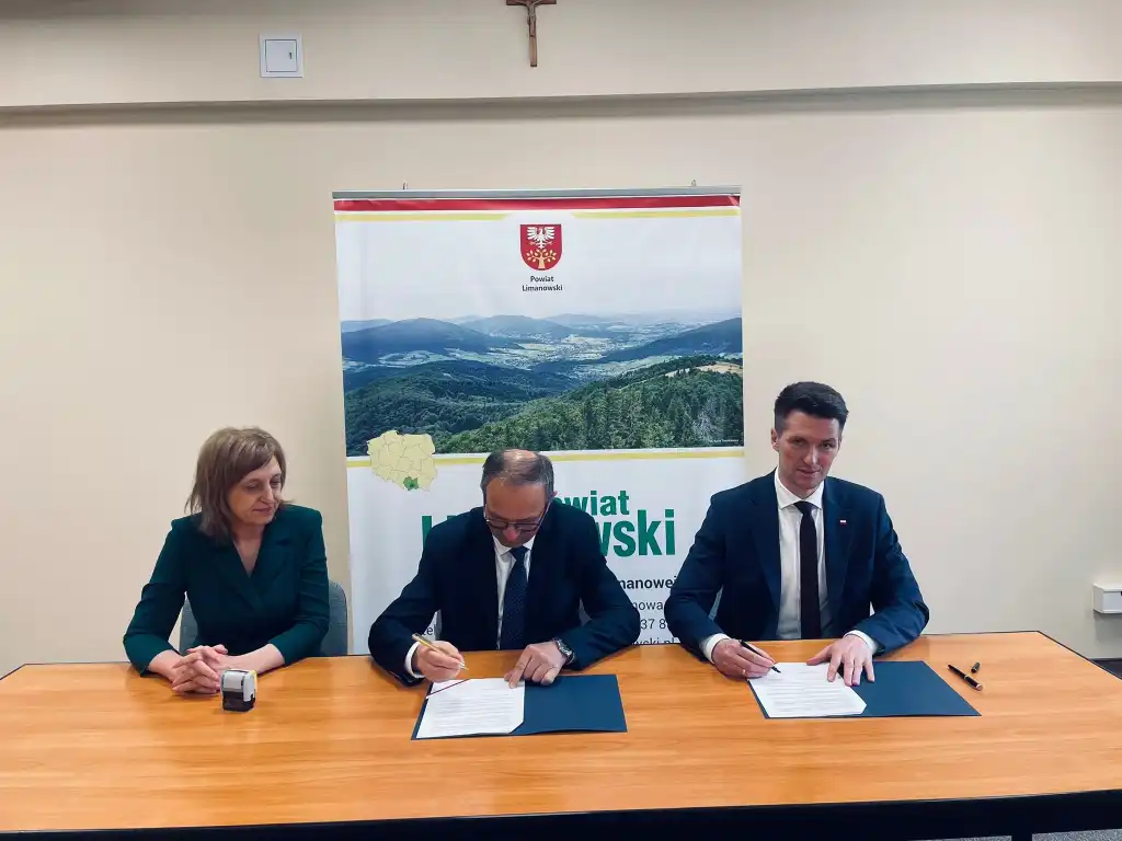 Wicewojewoda Mateusz Małodziński w Limanowej. Uczestniczył w XXXIII sesji Rady Powiatu