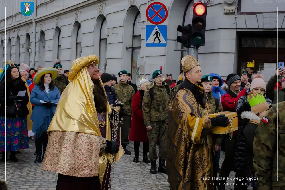 Orszak Trzech Króli już po raz dziesiąty przeszedł ulicami Nowego Sącza