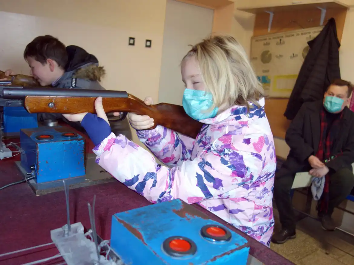 Na strzelnicy LOK w Nowym Sączu odbyły się 30. Otwarte Powiatowe Zimowe Zawody Strzeleckie