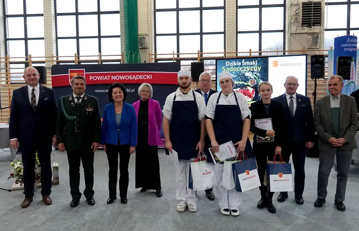 Zwyciężczynie III Powiatowego Konkursu Kulinarnego: Comber z jelenia i deser w klimacie sądeckiej jesieni