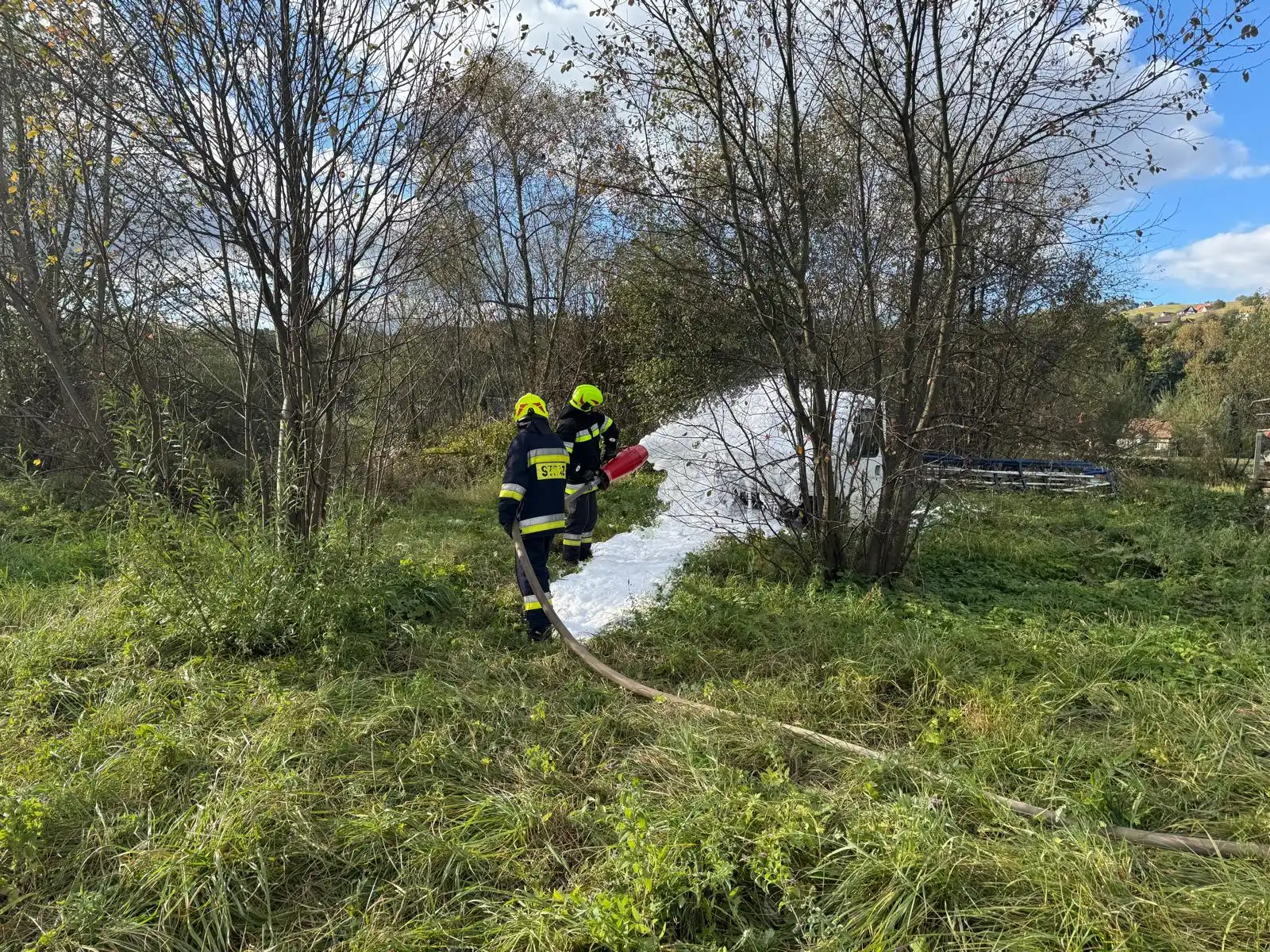 Z komory ogniowej na tor przeszkód. Kursanci OSP w akcji!