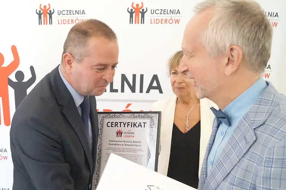 PWSZ Uczelnią Liderów 2022 z wyróżnieniem
