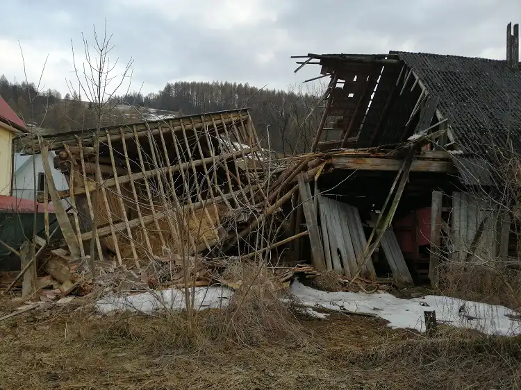 W Wierchomli Wielkiej zawalił się budynek gospodarczy