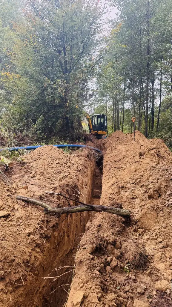 800 metrów nowej sieci wodociągowej w Rożnowie. Gmina Grodek nad Dunajcem rozbudowuje infrastrukturę