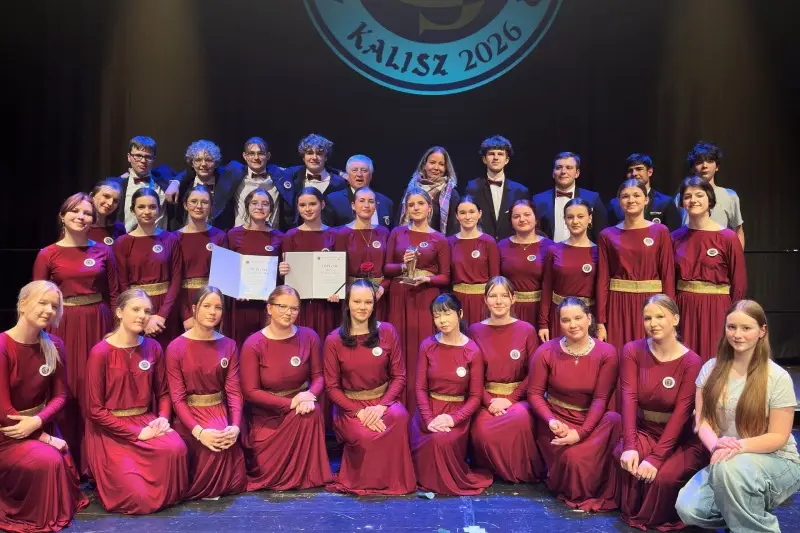 Młodzieżowy Chór „Scherzo” podbija Kalisz. Złota Harfa w rękach młodych chórzystów