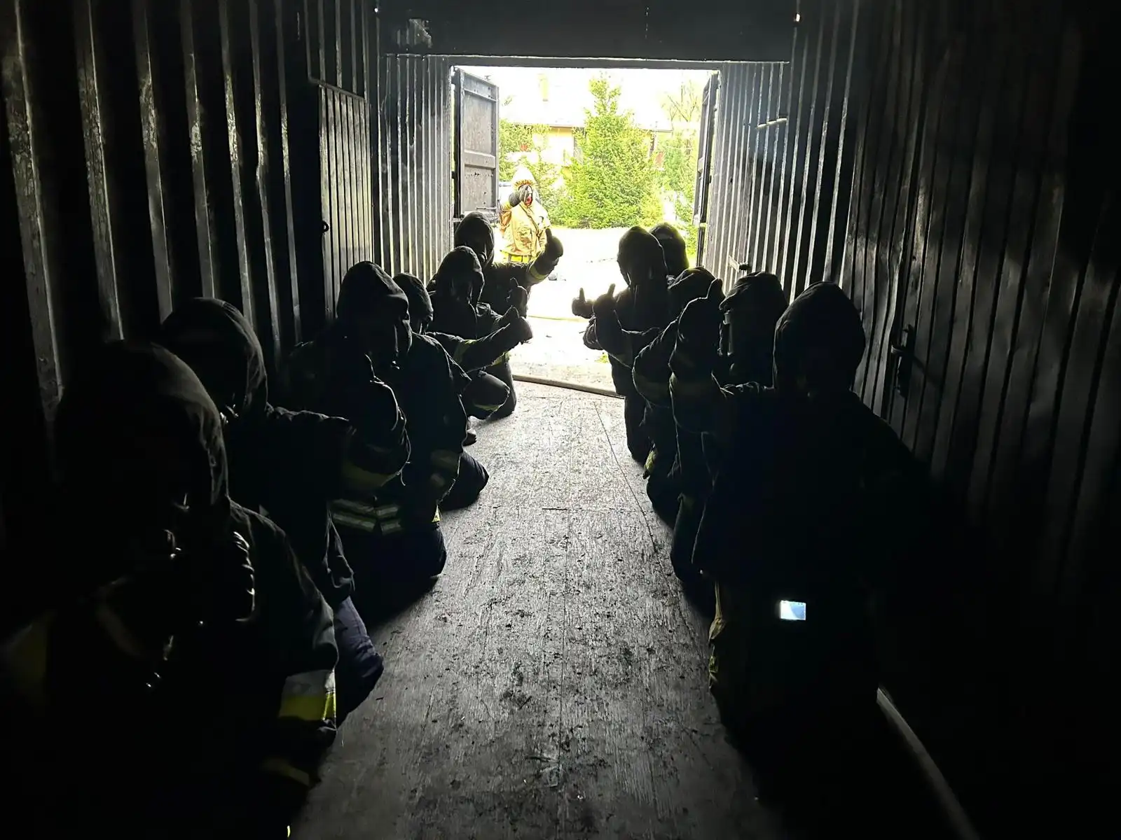 Z komory ogniowej na tor przeszkód. Kursanci OSP w akcji!