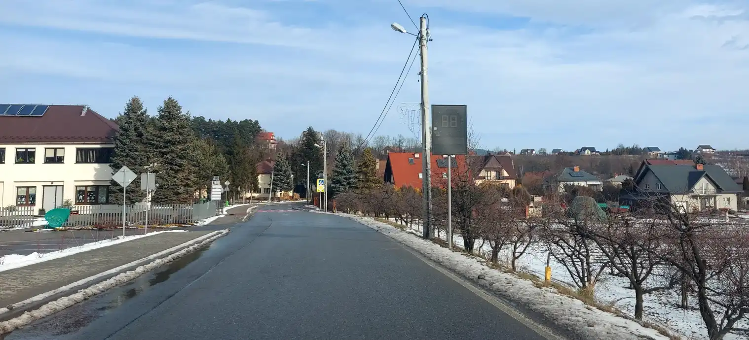 Łukowica z nowymi miernikami prędkości