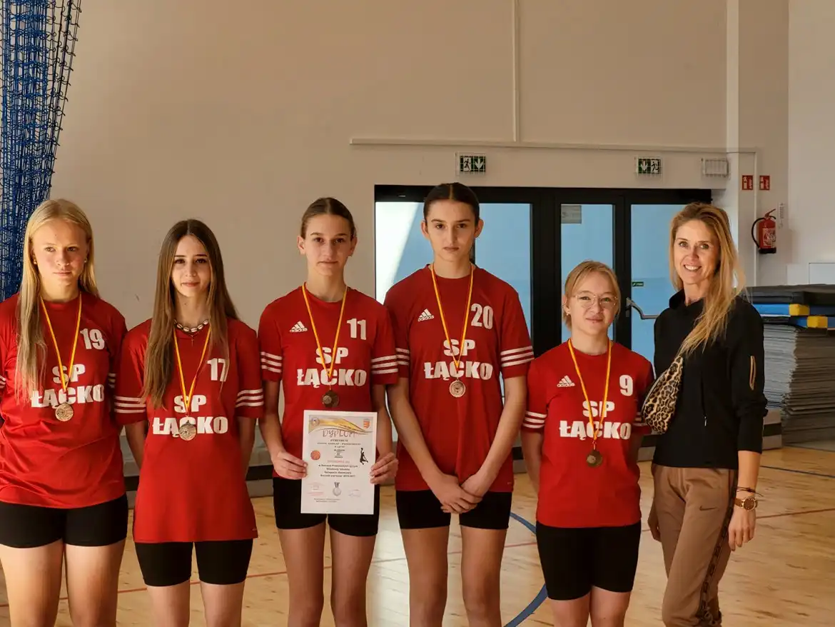 Październik pełen sportowych emocji. MOS Powiatu Nowosądeckiego podsumowuje zawody