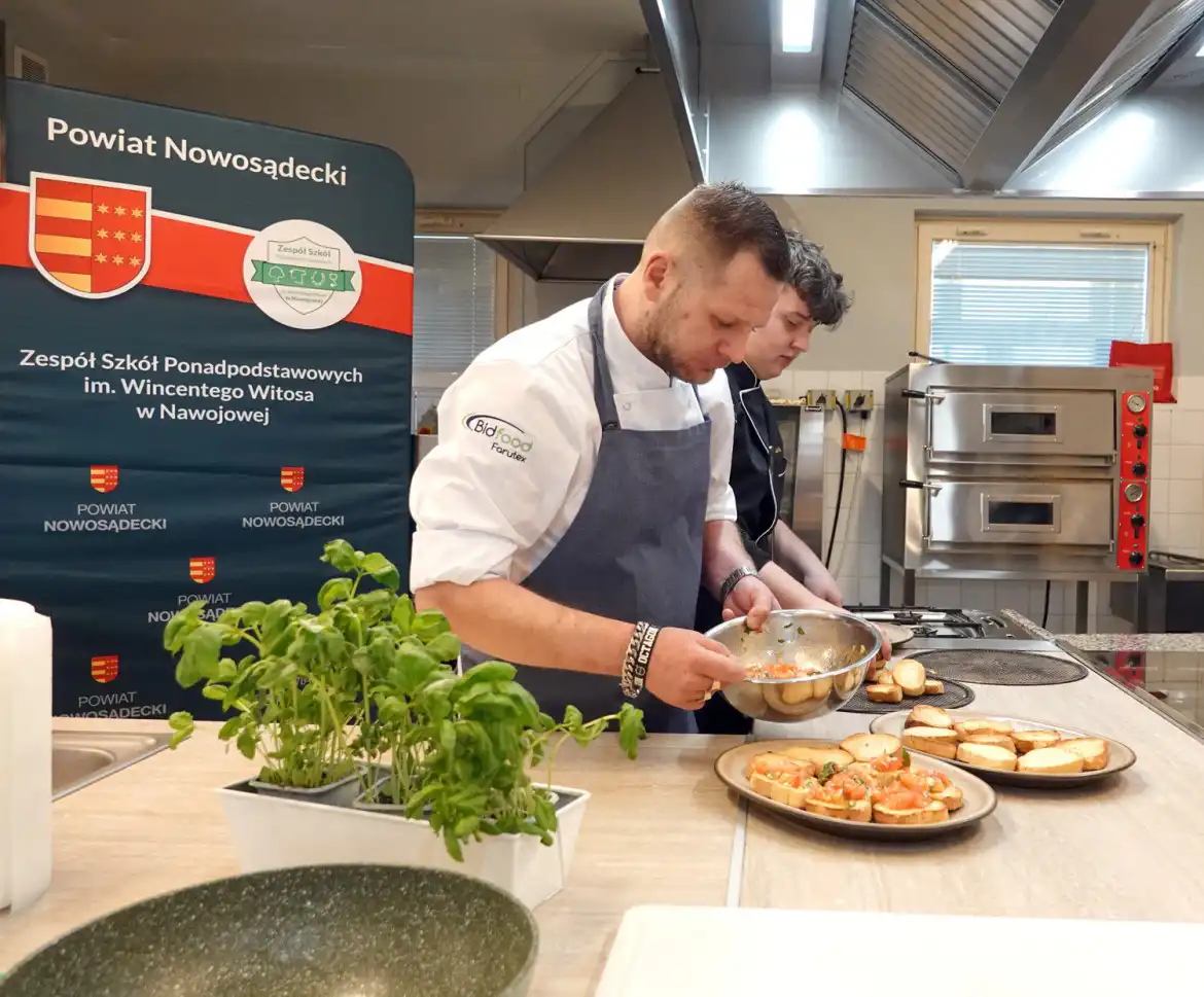 Włoska uczta w ZSP w Nawojowej