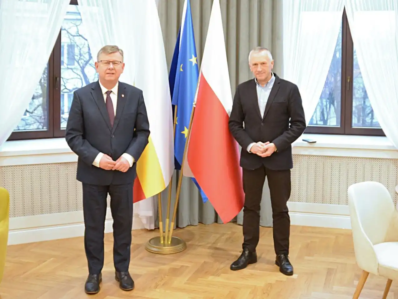 Marszałek Witold Kozłowski z wizytą w agendzie UMWM w Nowym Sączu