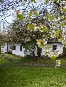 Sezon turystyczny tuż, tuż. Propozycje sądeckiego skansenu na początek maja