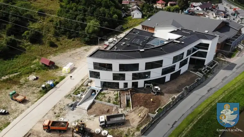 Trwa budowa Centrum Kultury i Edukacji Muzycznej w Łącku. Prace są na zaawansowanym etapie