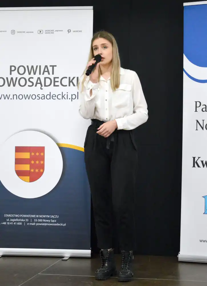 Ponad 30 uczestników wystartowało w eliminacjach XXVII Starosądeckiego Konkursu Młodych Wokalistów