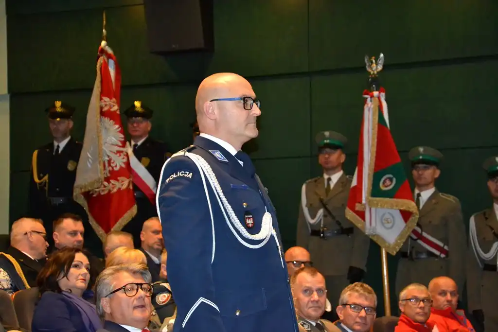 Sądeckie służby mundurowe uczciły Narodowe Święto Niepodległości