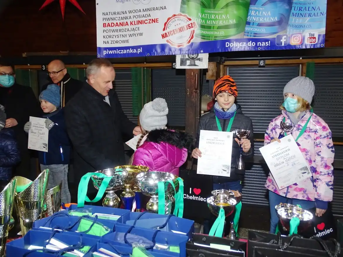 Na strzelnicy LOK w Nowym Sączu odbyły się 30. Otwarte Powiatowe Zimowe Zawody Strzeleckie