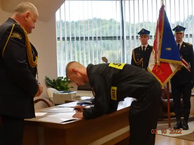 Uroczyste ślubowanie w KM PSP Nowy Sącz