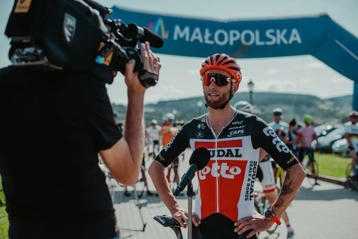 Stary Sącz: 6 sierpnia Wyścig by Tomasz Marczyński