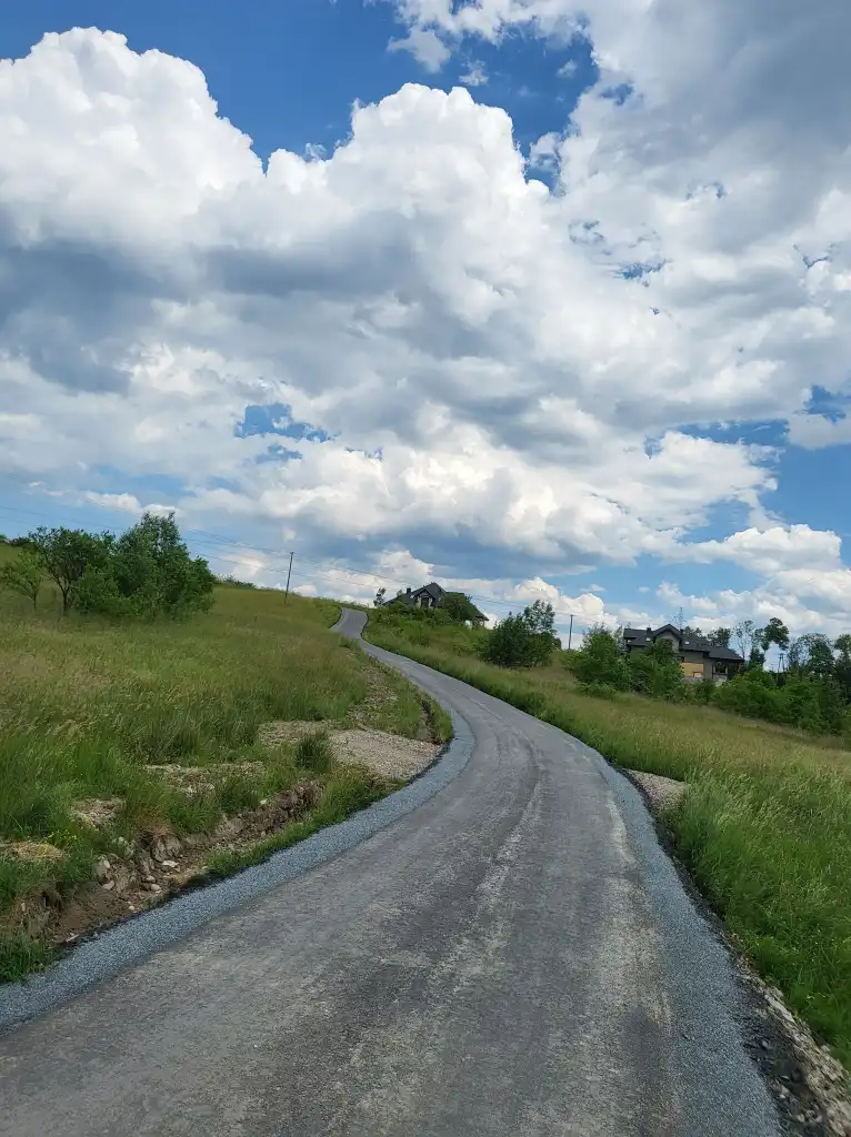 Zakończyły się prace remontowe dwóch dróg w Gminie Chełmiec