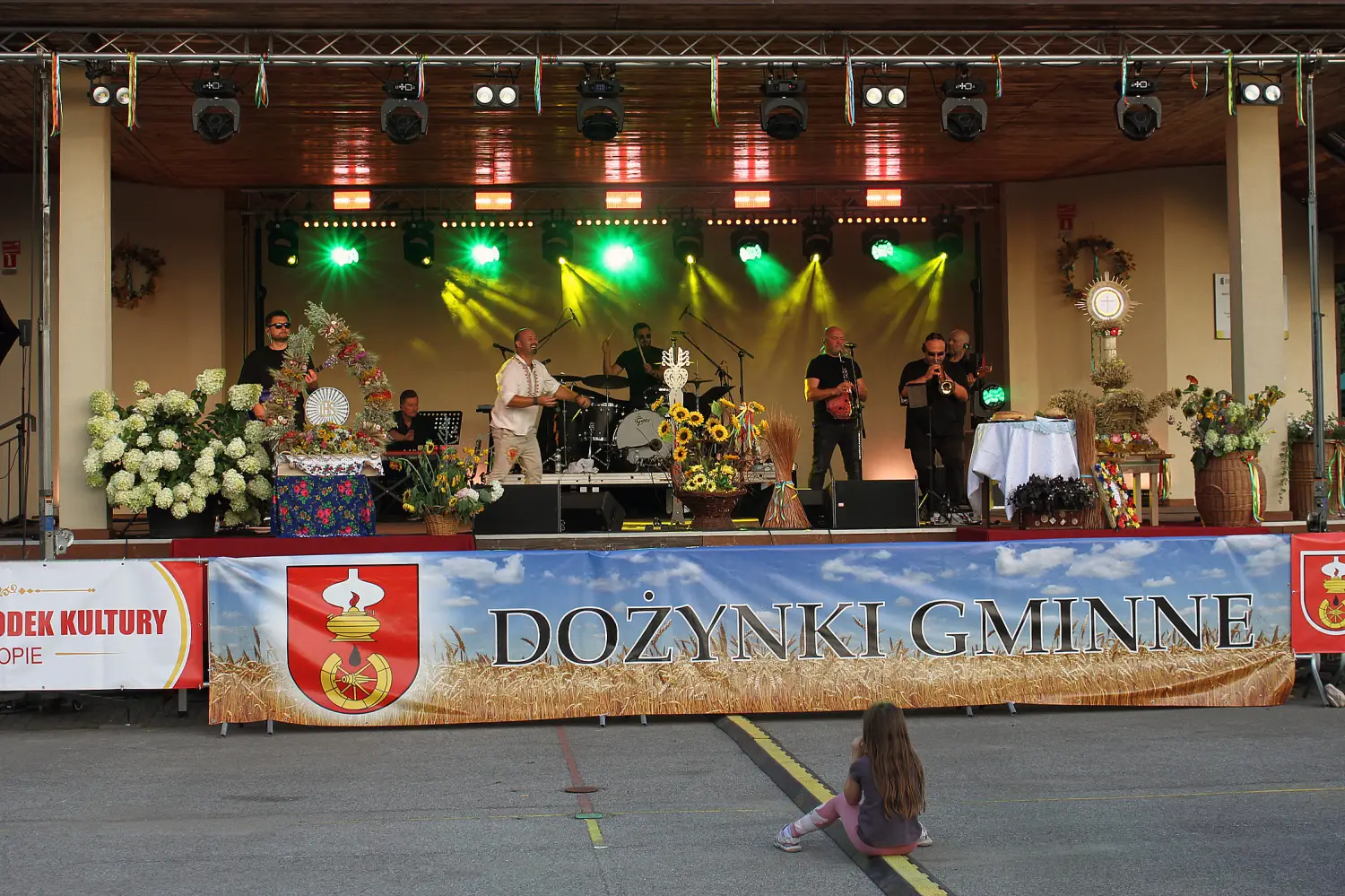Ropa świętowała dożynki. Był korowód, muzyka i regionalne smaki