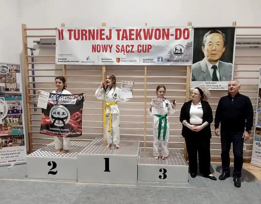 Mistrzostwa taekwon-do w hali sportowej w Marcinkowicach