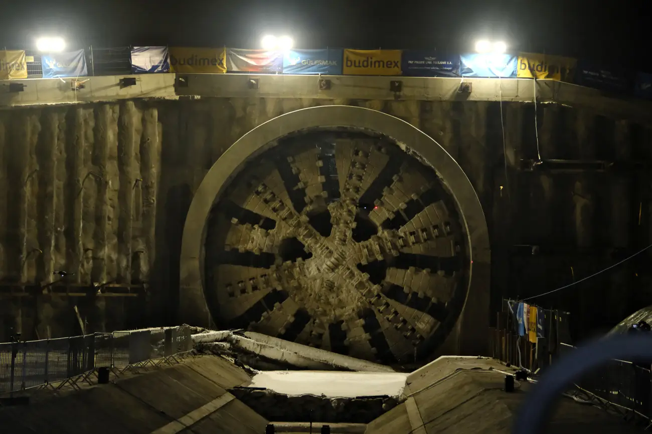 Tarcza „Jadwiga” zakończyła pracę. Przełom na trasie Podłęże - Piekiełko