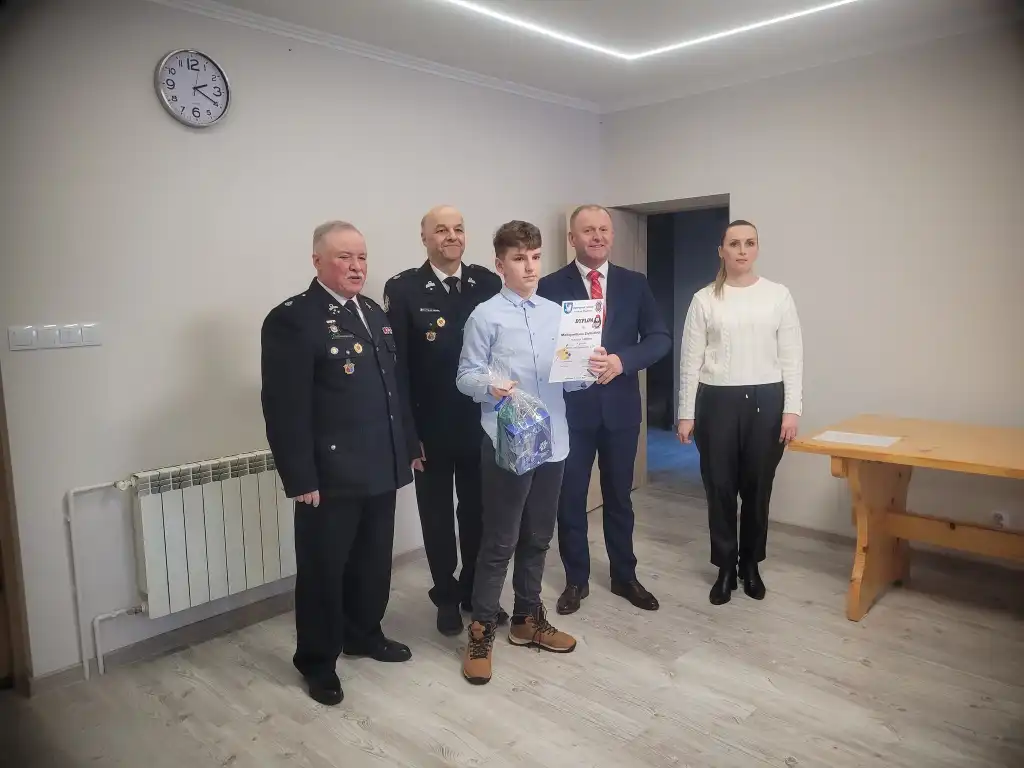Gminny Ogólnopolski Strażacki Konkurs Plastyczny. Uroczystość wręczenia nagród w Dominikowicach