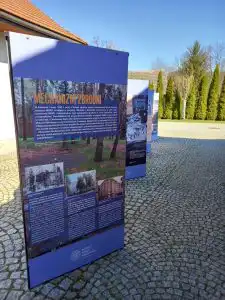 Wystawa „Zbrodnia Katyńska 1940. Zagłada polskich elit” w Miasteczku Galicyjskim