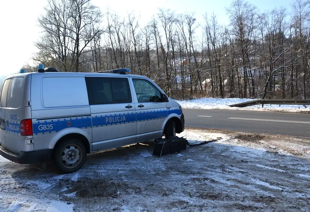 „Zapora 2023”. Sądeccy Policjanci ćwiczyli działania pościgowo-blokadowe